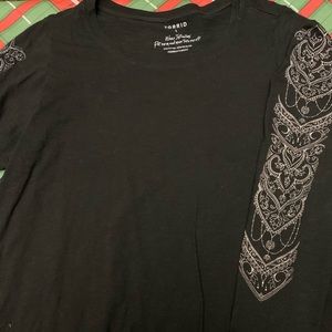 Long Sleeve Black T-Shirt